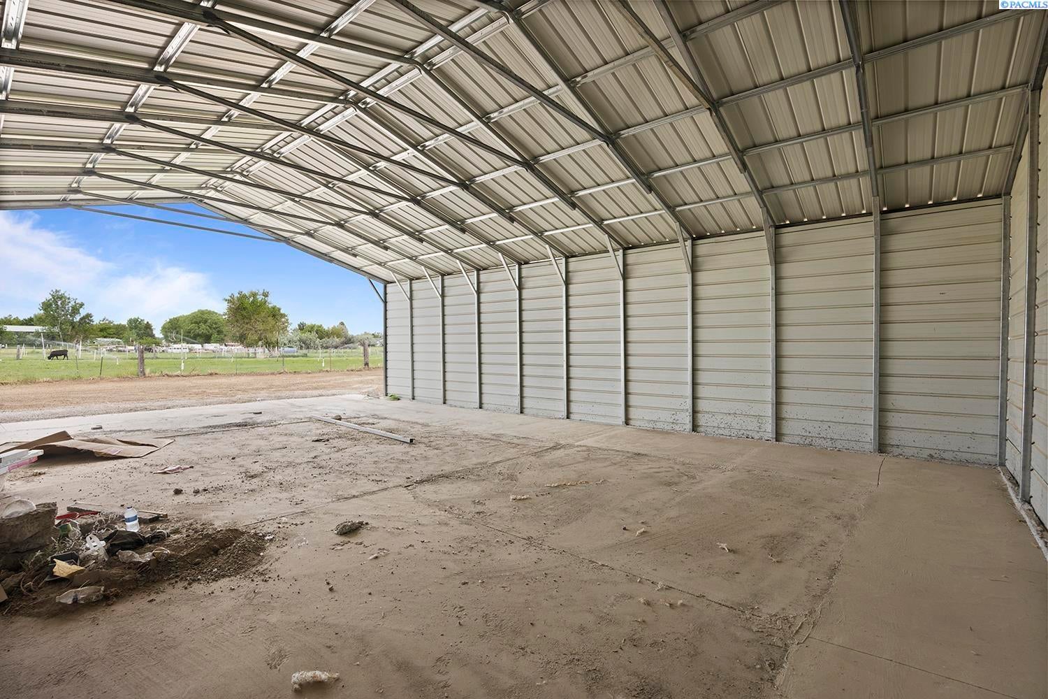 215735 East Game Farm Road Kennewick, WA 99337 - Photo 29 of 31 Gallery Image 29