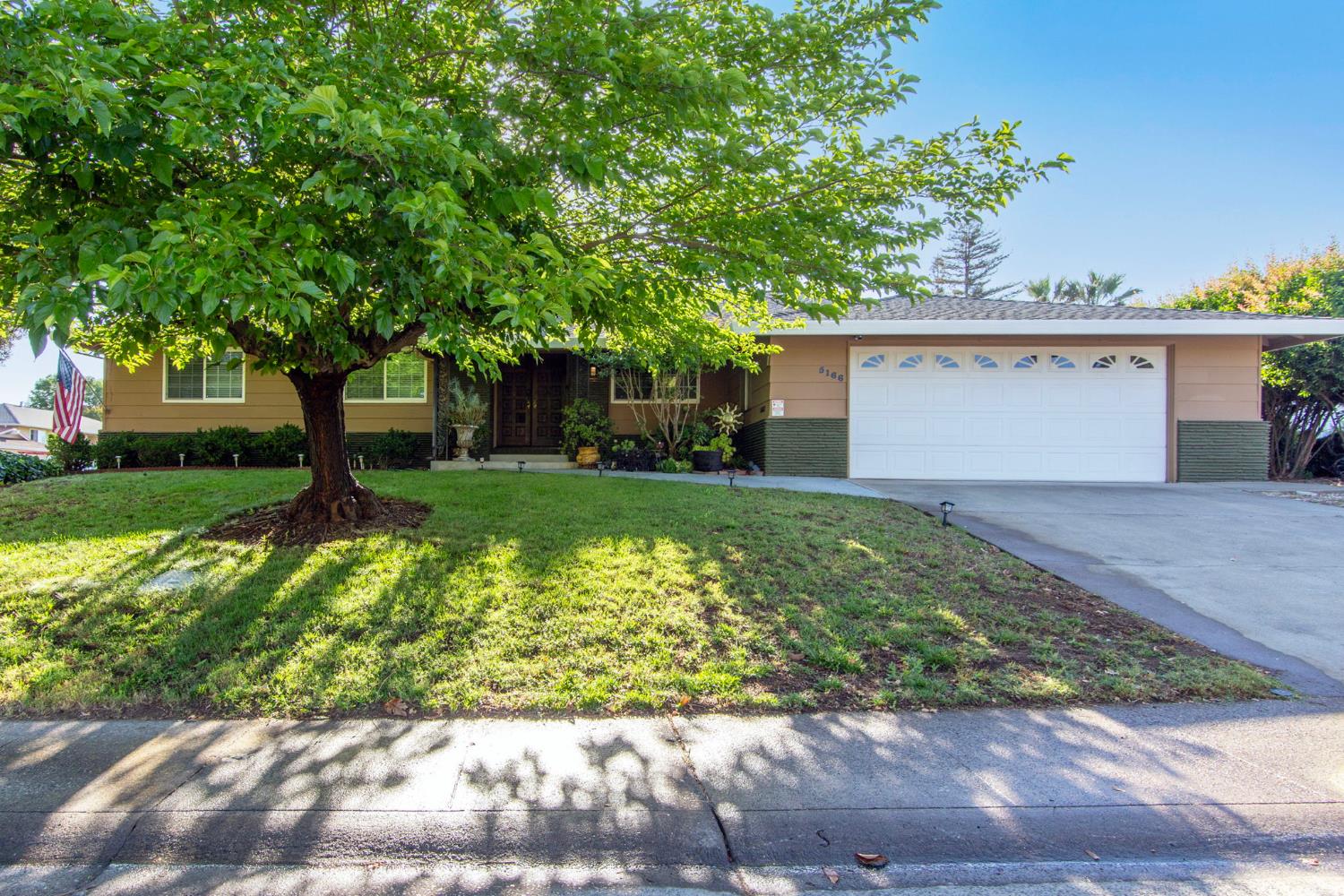 5166 Kipp Way Carmichael, CA 95608 - Photo 3 of 50
