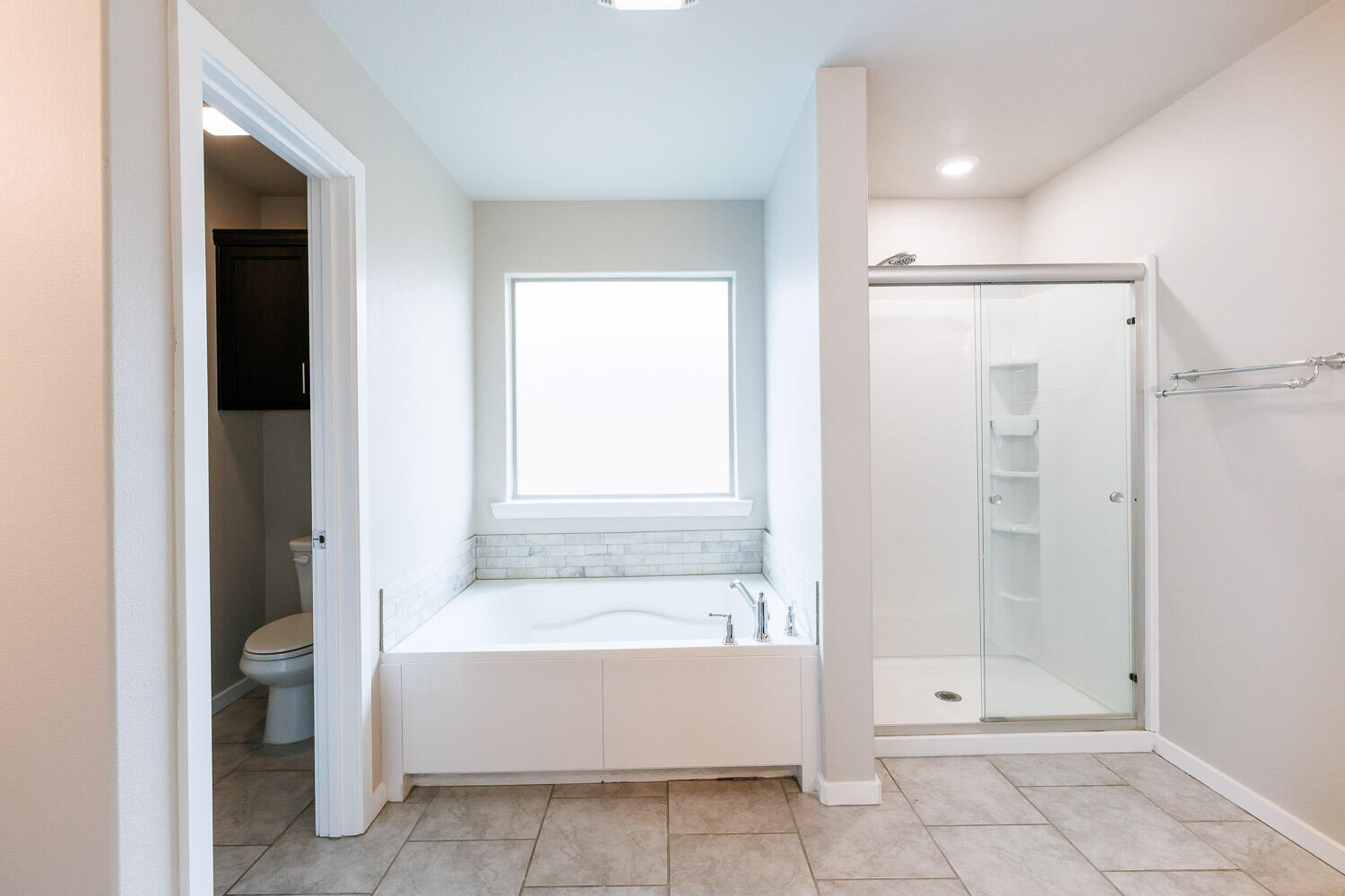 7509 26th Street Lubbock, TX 79407 - Photo 32 of 48 Primary Bathroom