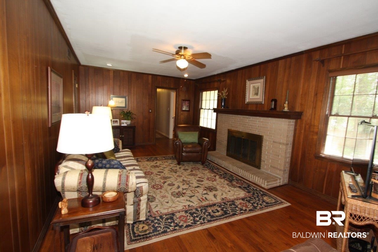 602 Tuthill Lane Mobile, AL 36608 - Photo 3 of 11