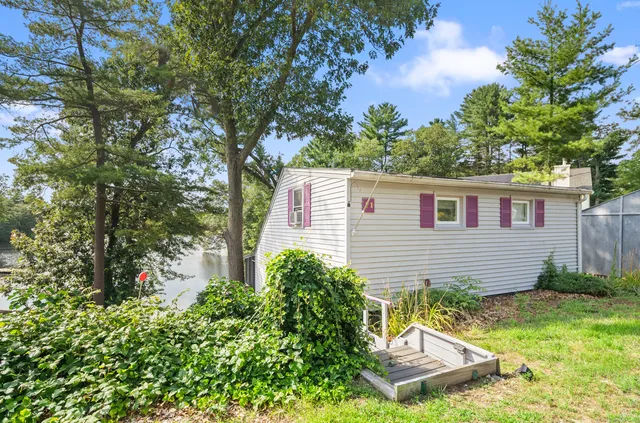 $374,900 | 71 Lake Road, Griswold, CT 06351