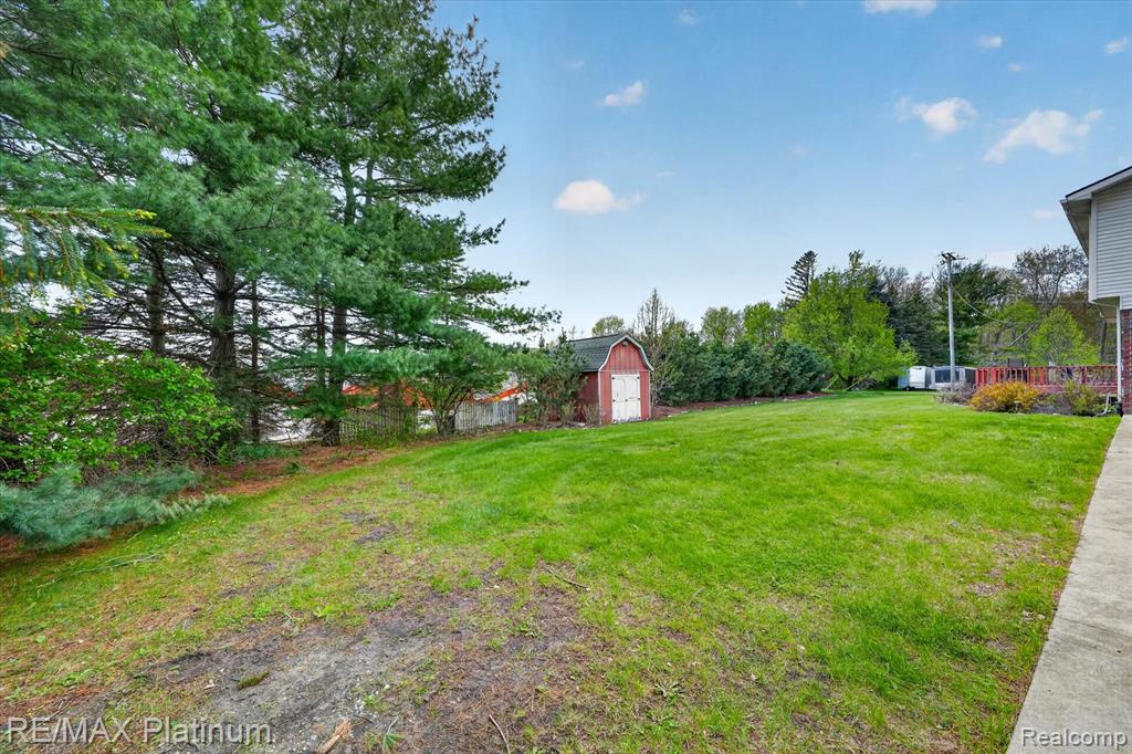 7687 Parshallville Road Fenton, MI 48430 - Photo 46 of 50