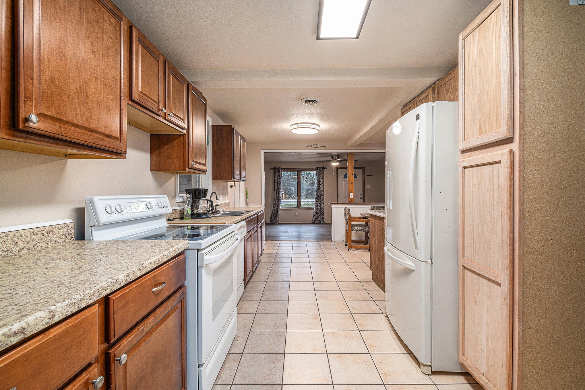 5296 Onaway Road Indian River, MI 49749 - Photo 11 of 30 Gallery Image 11
