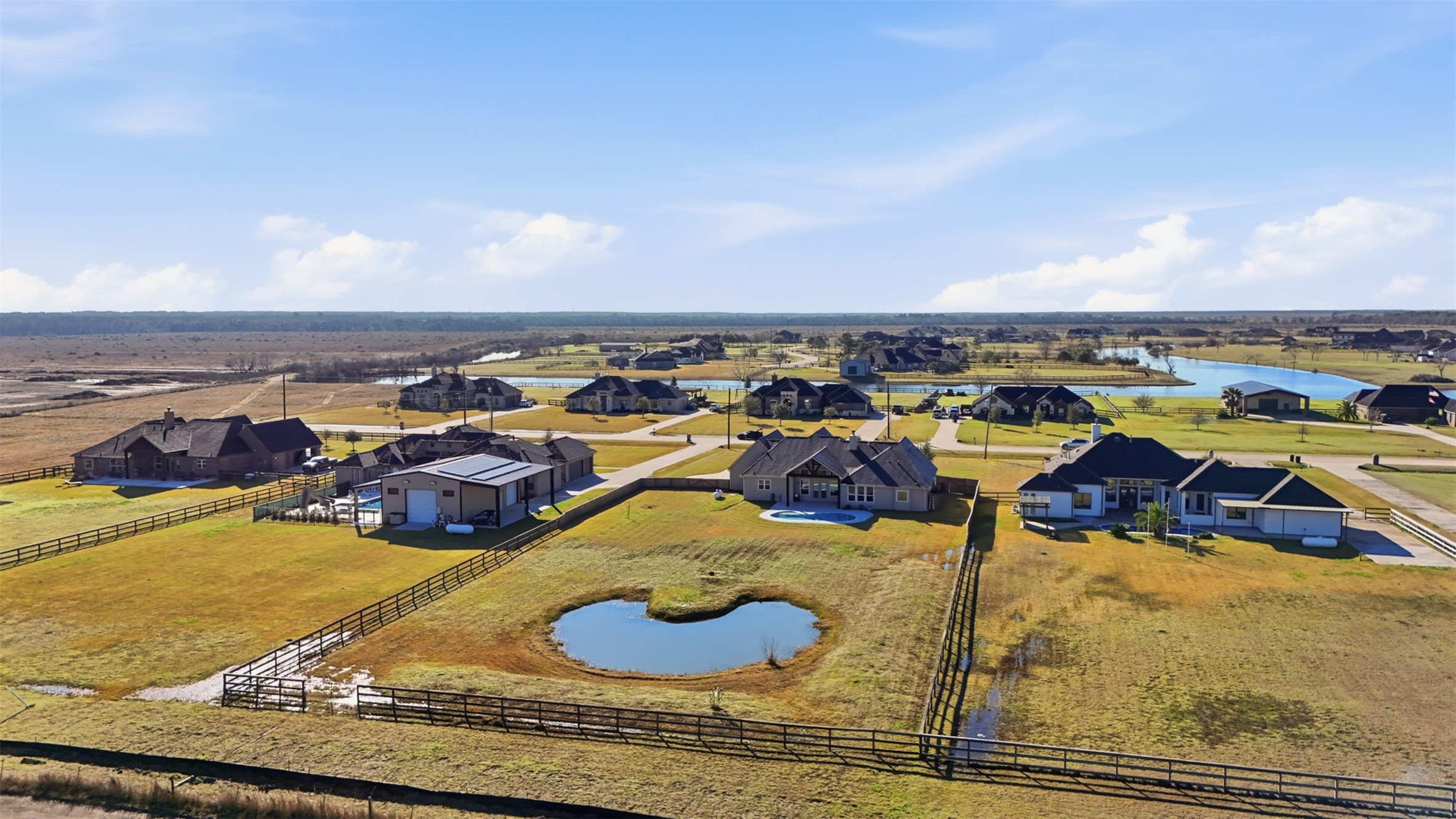 7915 Stratford Hall Drive Rosharon, TX 77583 - Photo 3 of 26