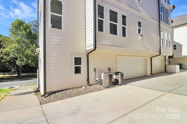a house view with a outdoor space