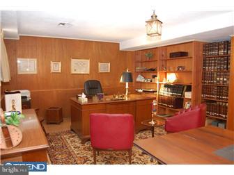 1923 County Line Road Villanova, PA 19085 - Photo 9 of 12 Office / Study