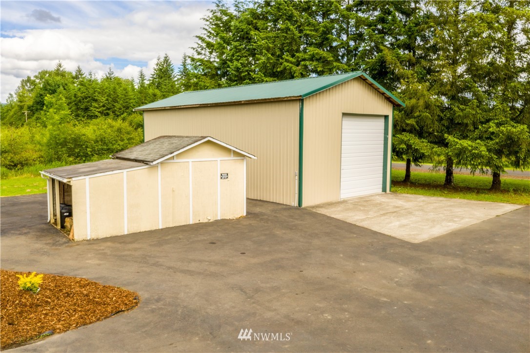 587 Shanklin Road Onalaska, WA 98570 - Photo 8 of 25 Gallery Image 8