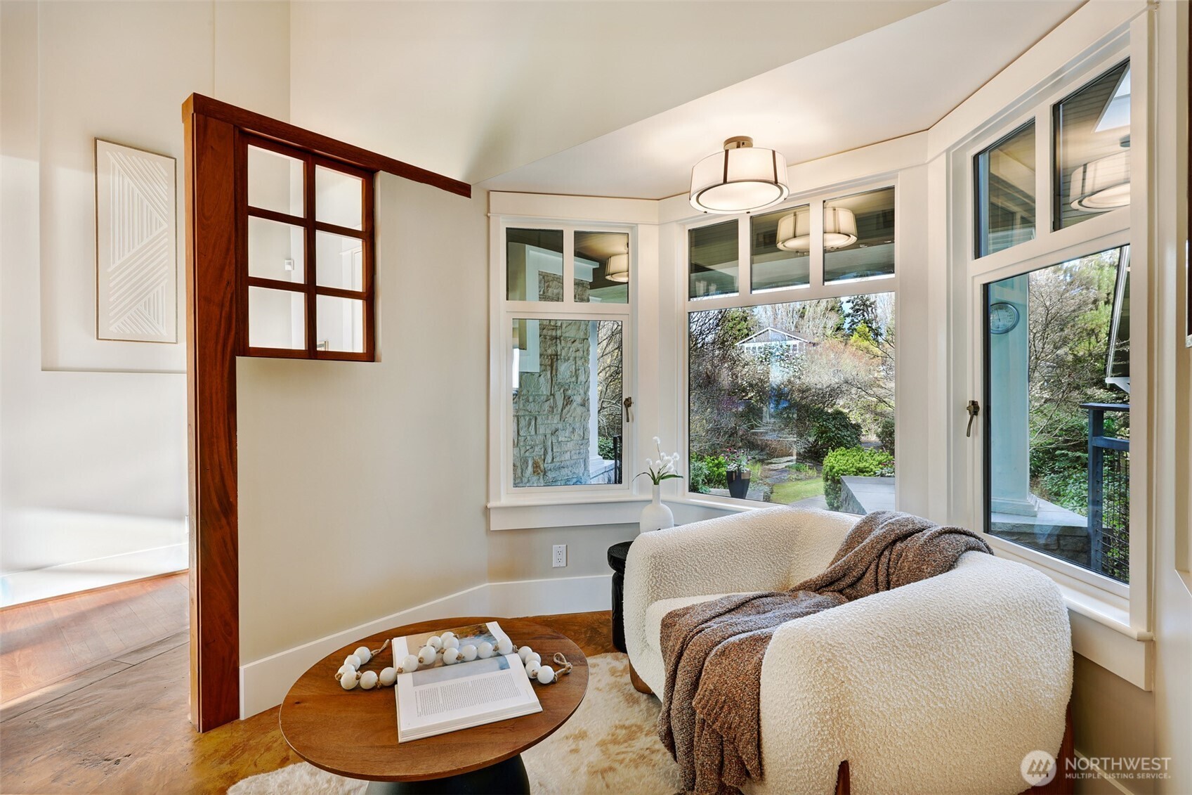 10431 Marine View Drive Southwest Seattle, WA 98146 - Photo 6 of 40