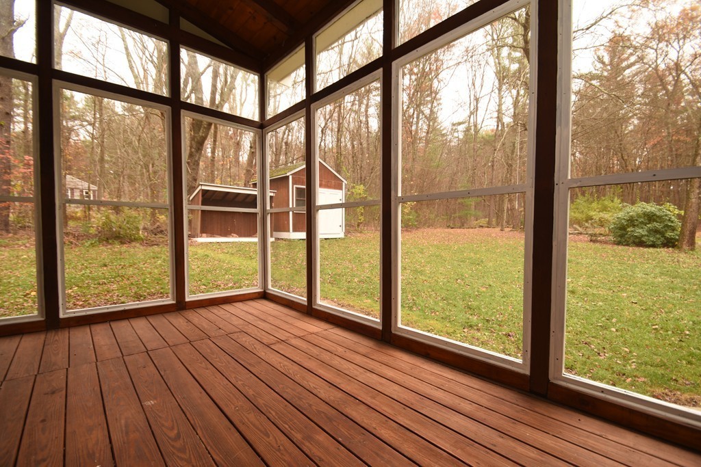 89 Hopkinton Road Upton, MA 01568 - Photo 2 of 22 Gallery Image 2