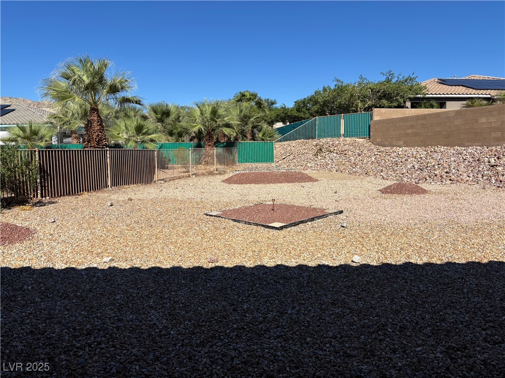 2370 Cottage Hill Avenue Laughlin, NV 89029 - Photo 24 of 27