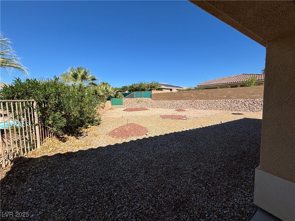 2370 Cottage Hill Avenue Laughlin, NV 89029 - Photo 25 of 27