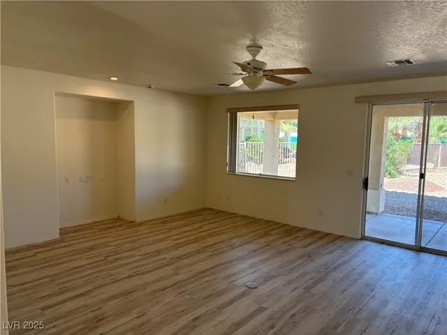 $399,000 | 2370 Cottage Hill Avenue, Laughlin, NV 89029