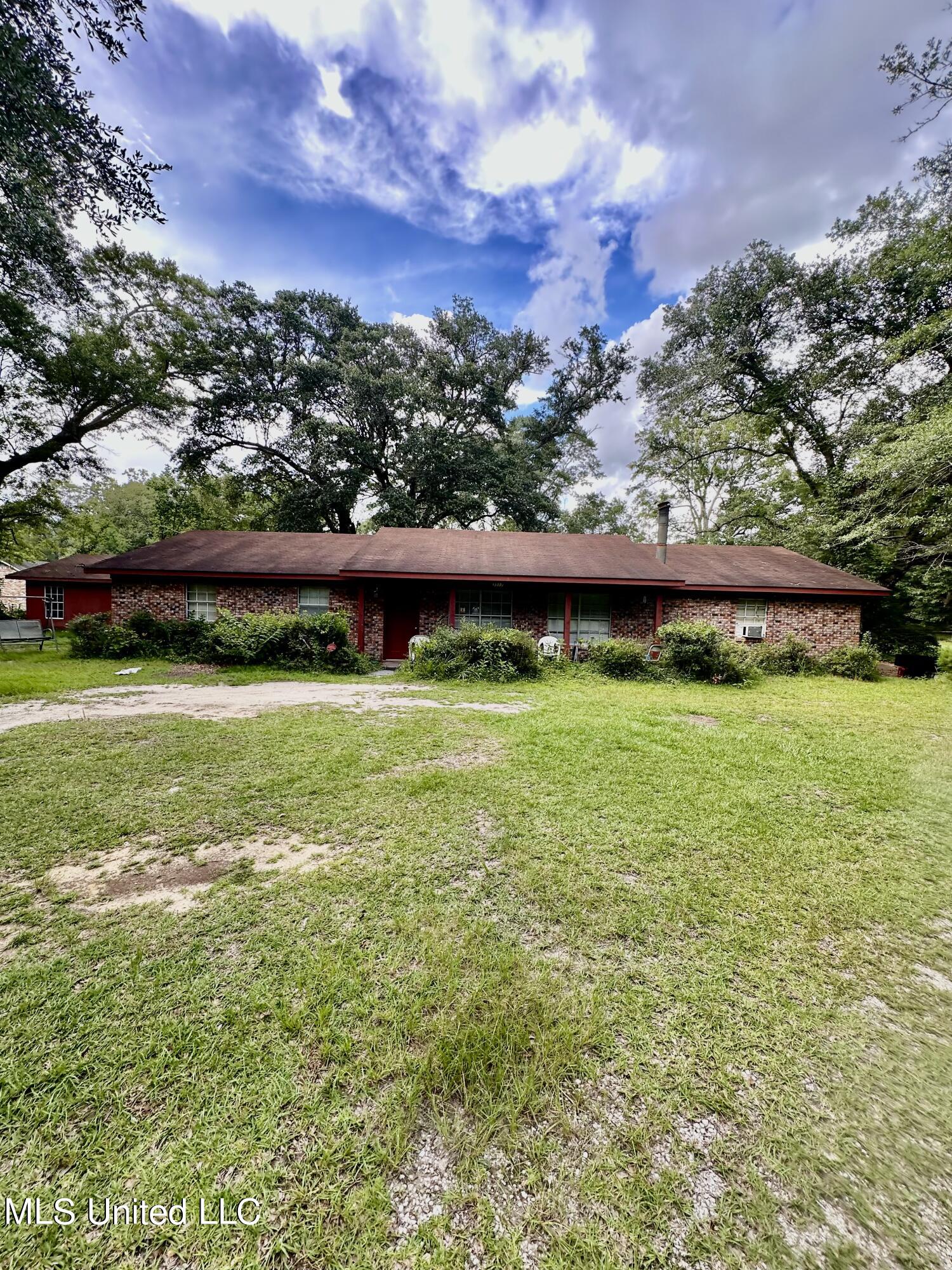 3517 Sheffield Road Moss Point, MS 39562 - Photo 1 of 14 IMG_9027