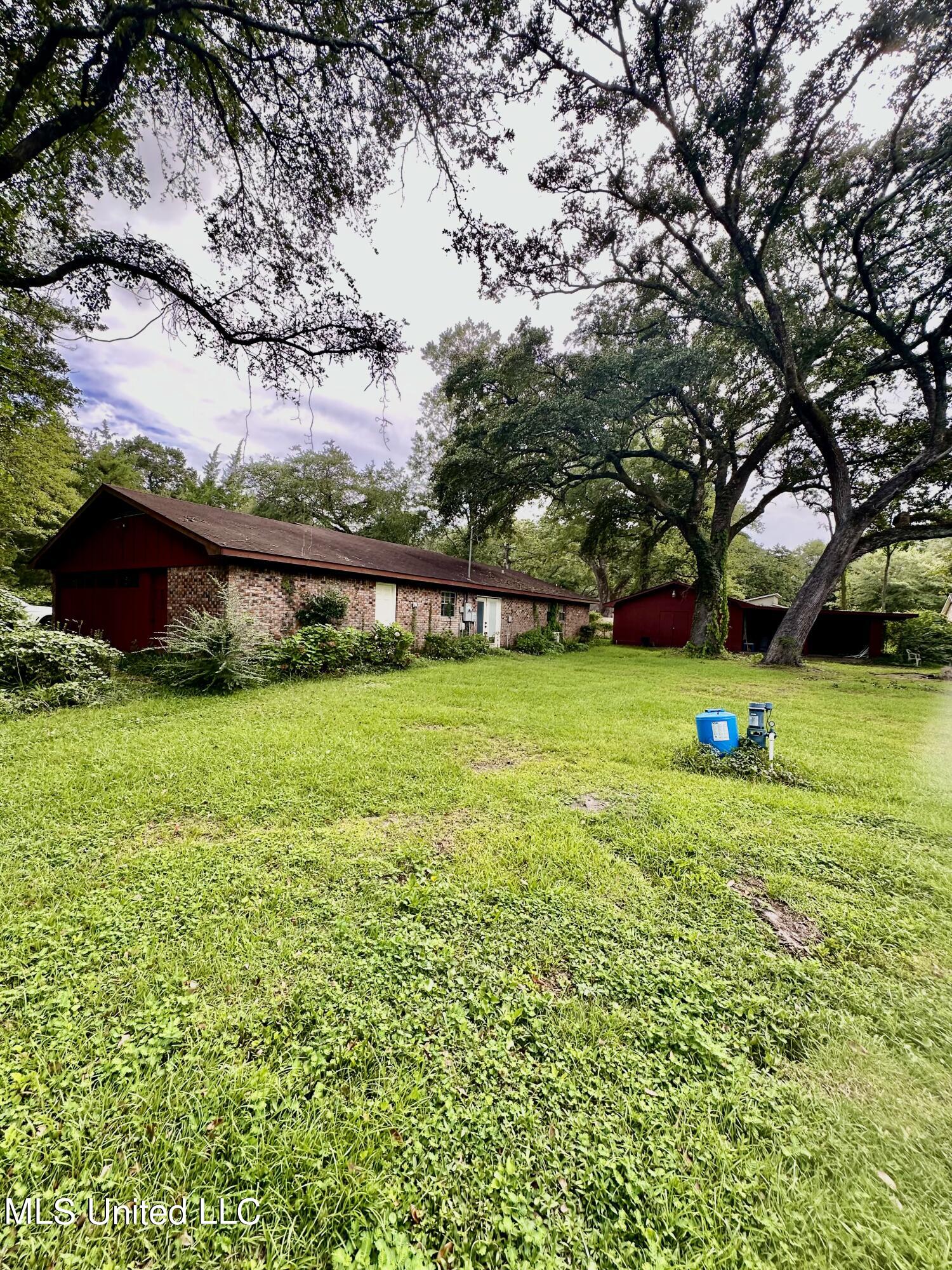 3517 Sheffield Road Moss Point, MS 39562 - Photo 6 of 14 IMG_9022
