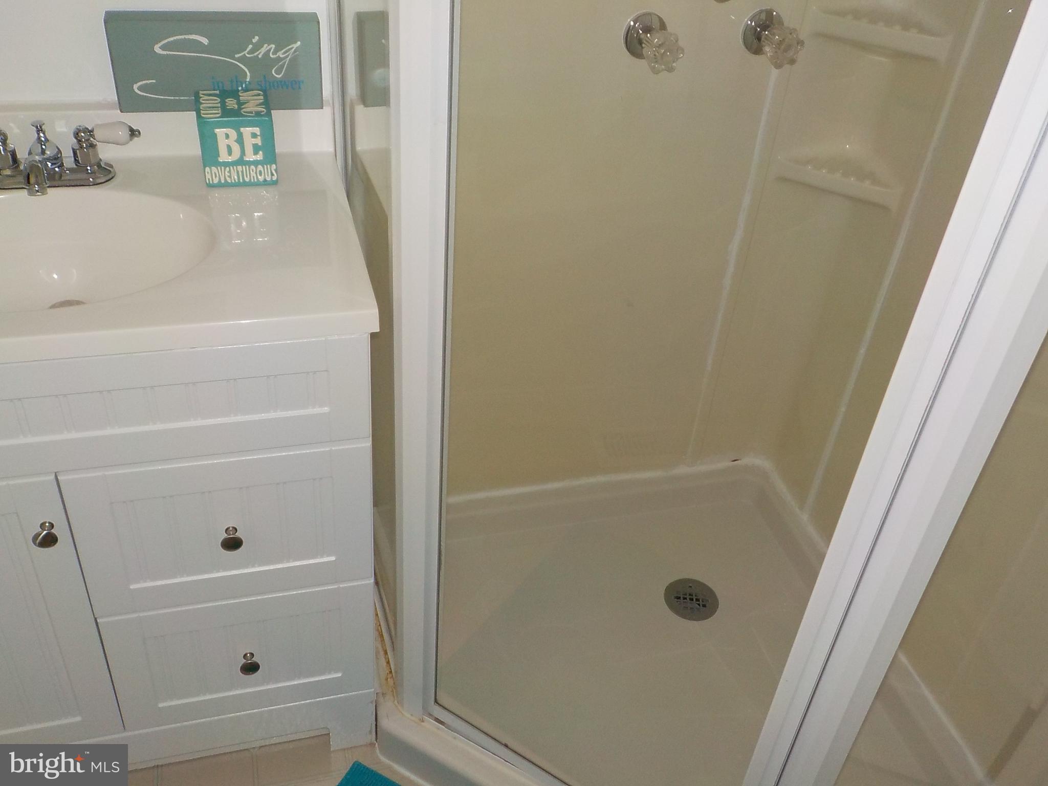7808 Hoadly Road Manassas, VA 20112 - Photo 24 of 32 Bath 2