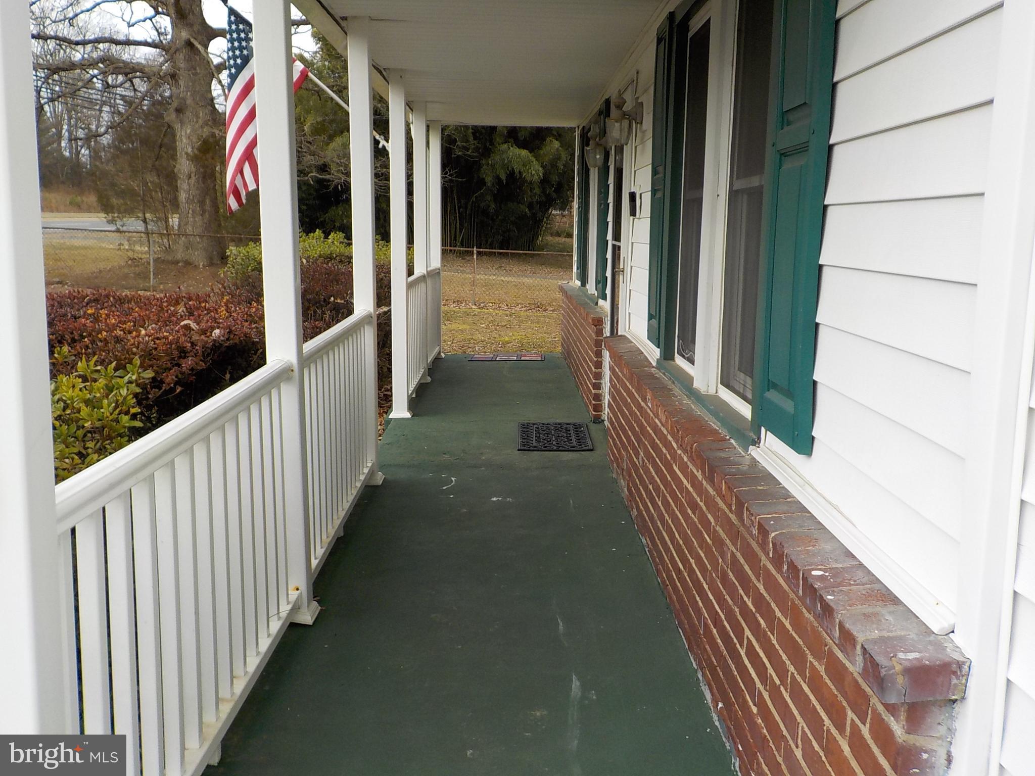 7808 Hoadly Road Manassas, VA 20112 - Photo 3 of 32 Porch