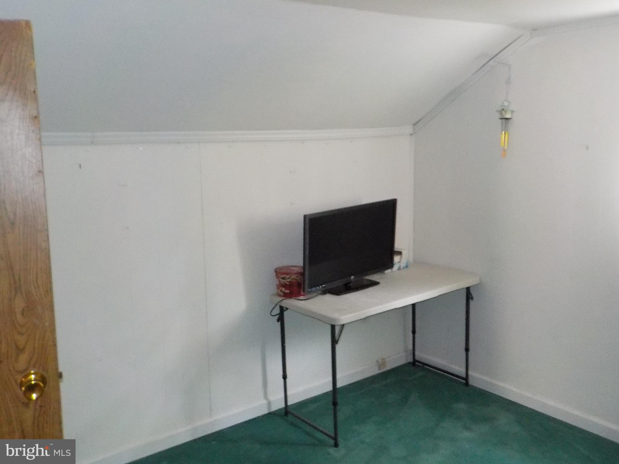 7808 Hoadly Road Manassas, VA 20112 - Photo 31 of 32 Bed