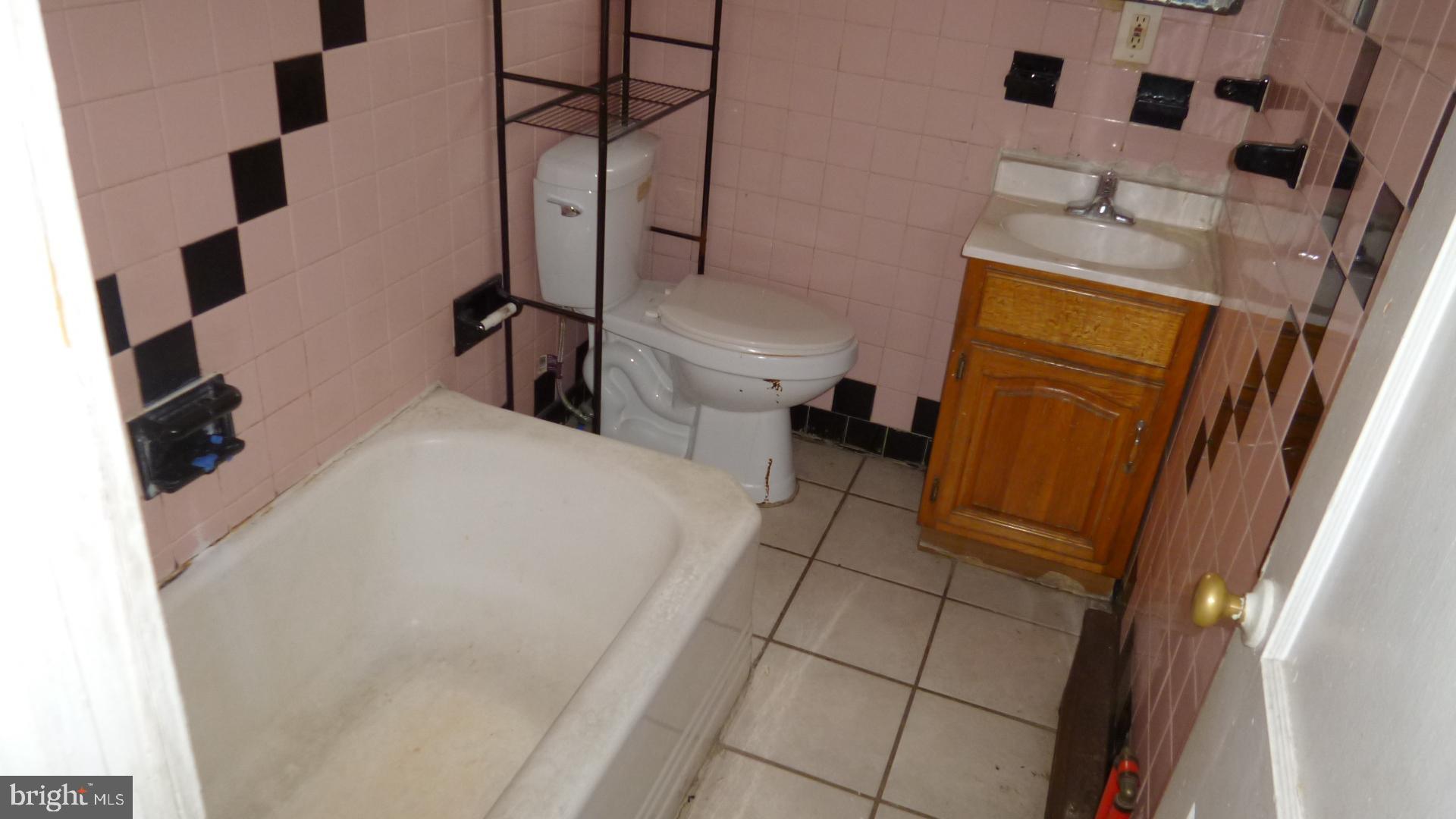 3052 Janney Street Philadelphia, PA 19134 - Photo 19 of 29
