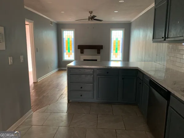 $1,900 | 95 Willowick Drive, Lithonia, GA 30038