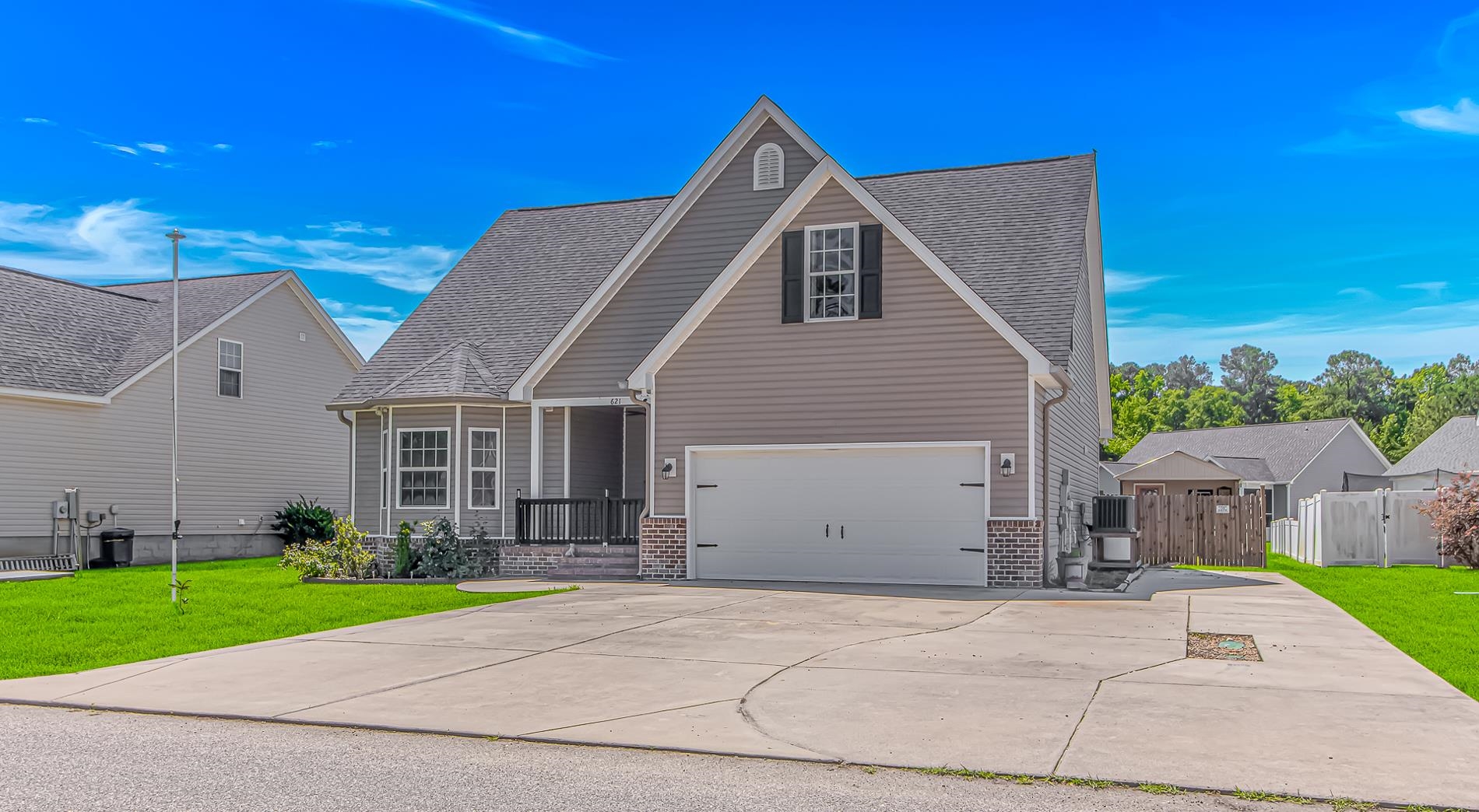621 Garden Avenue Georgetown, SC 29440 - Photo 1 of 33