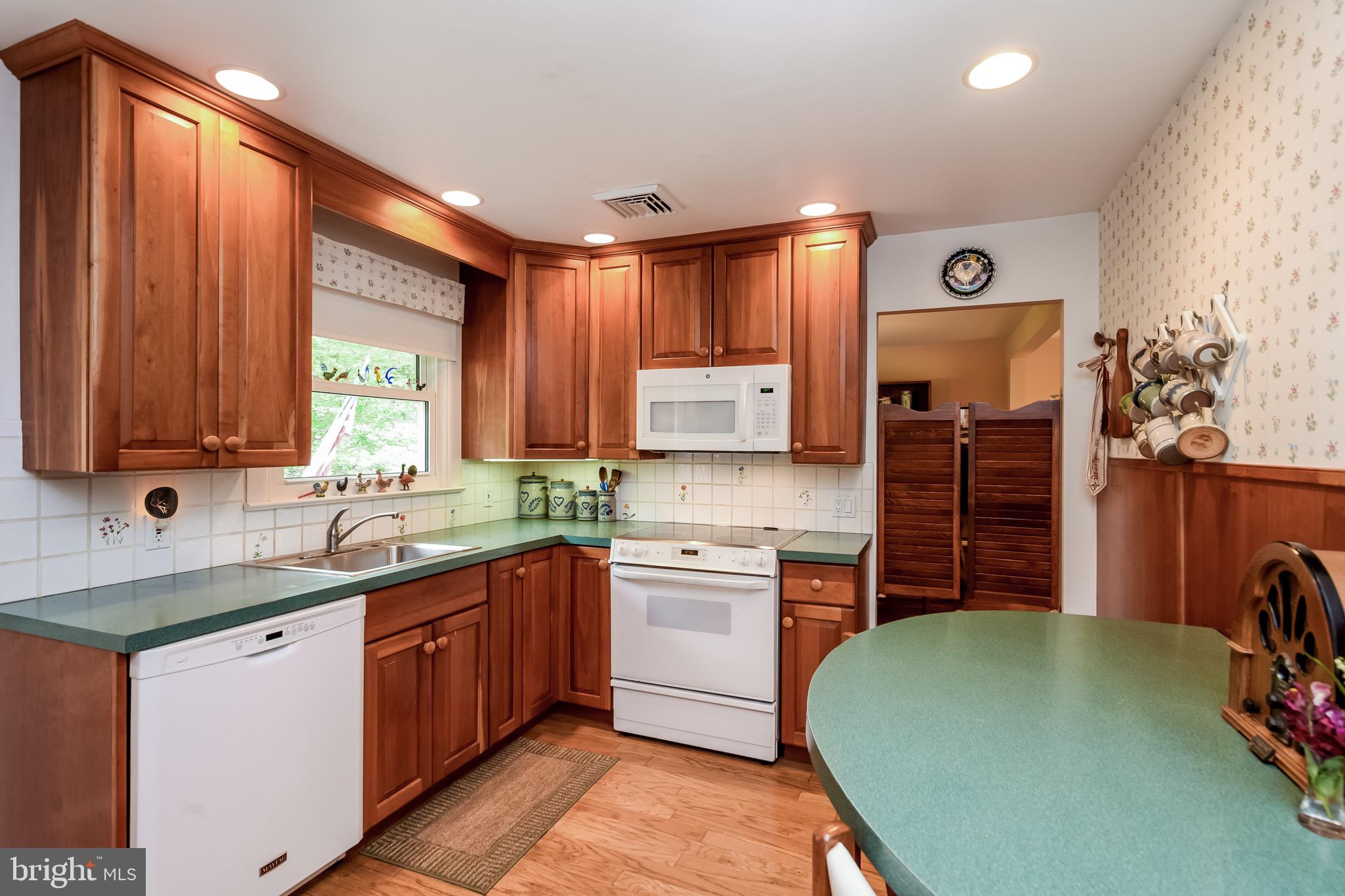 1249 Surrey Road West Chester, PA 19382 - Photo 14 of 37 Kitchen