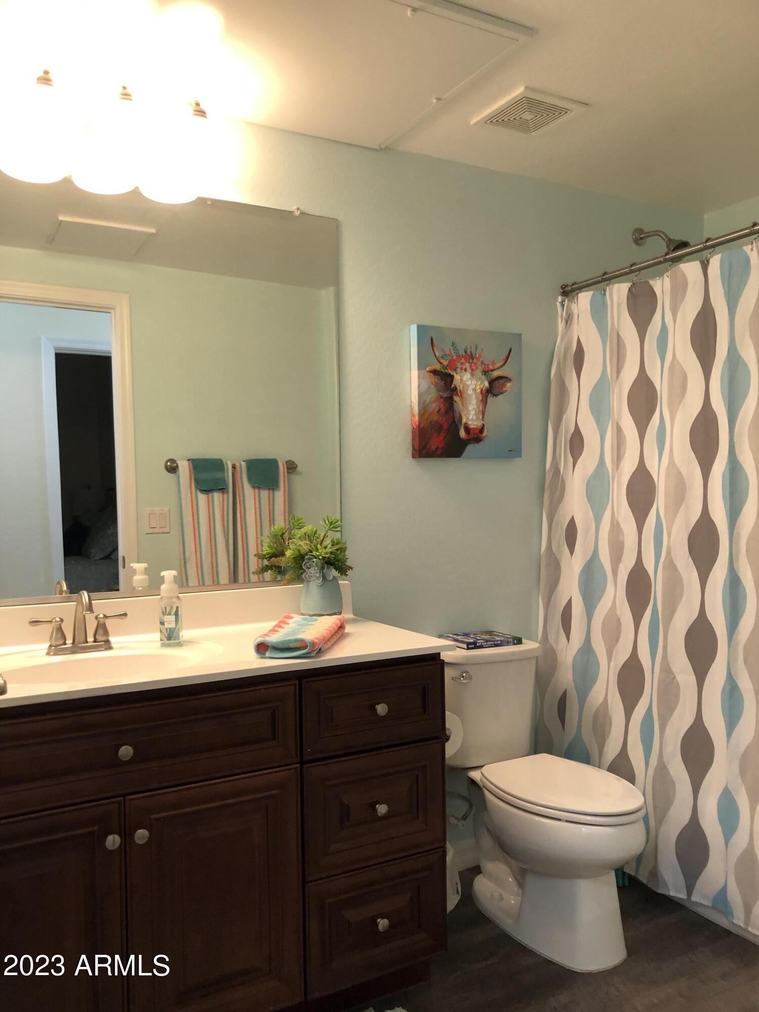 7726 East Baseline Road, Unit 108 Mesa, AZ 85209 - Photo 24 of 31 Guest Bathroom