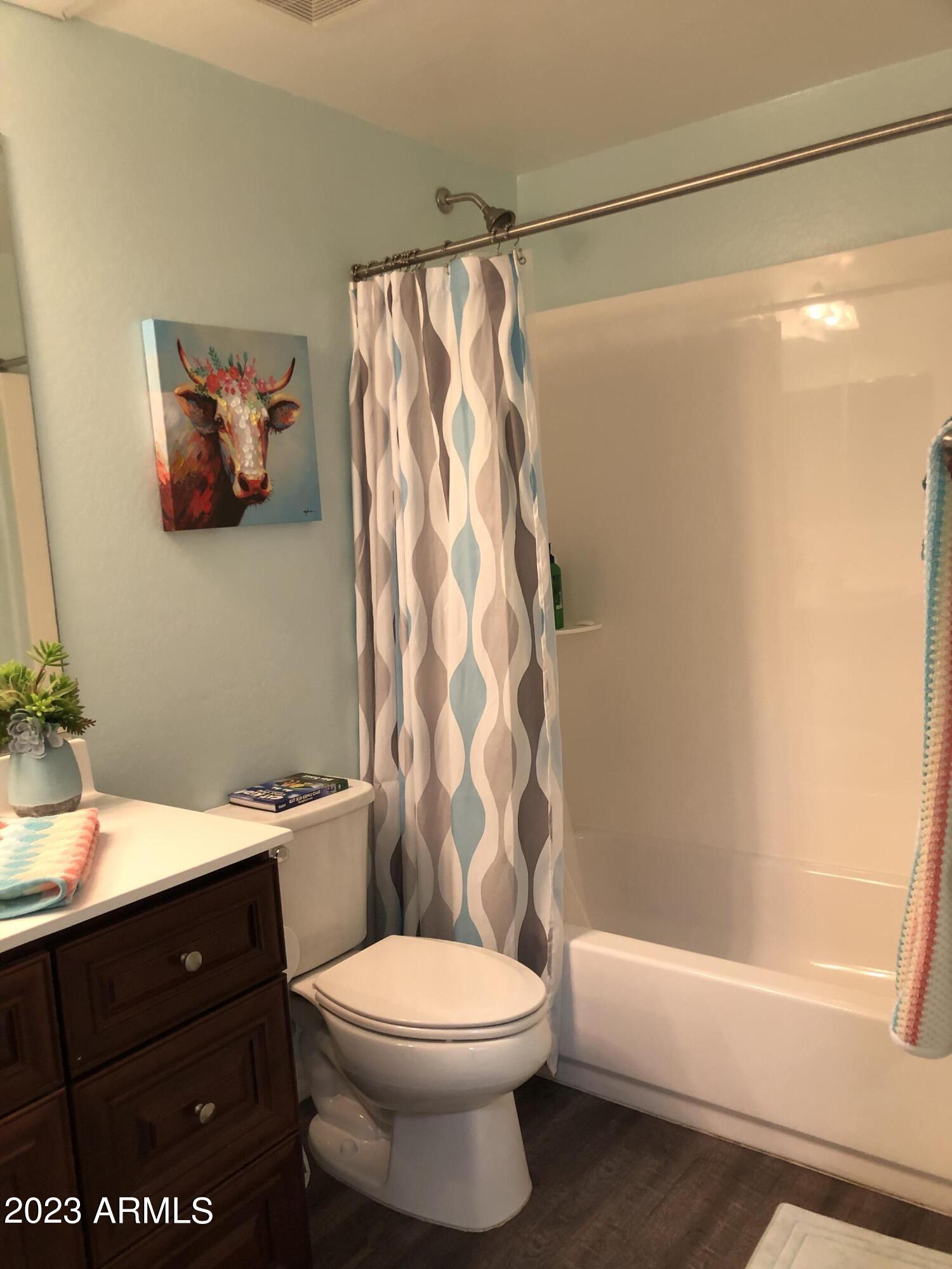 7726 East Baseline Road, Unit 108 Mesa, AZ 85209 - Photo 25 of 31 Guest Bathroom