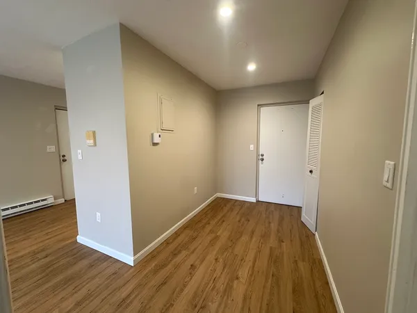 $1,700 | 67 Milliken Avenue, Unit 21B, Franklin, MA 02038
