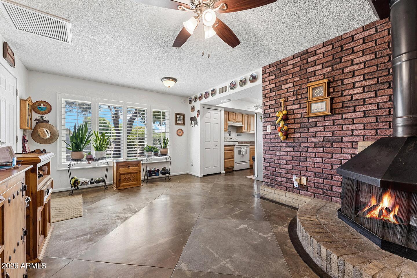 4701 West Greenway Road Glendale, AZ 85306 - Photo 5 of 31 West View of Dining Area
