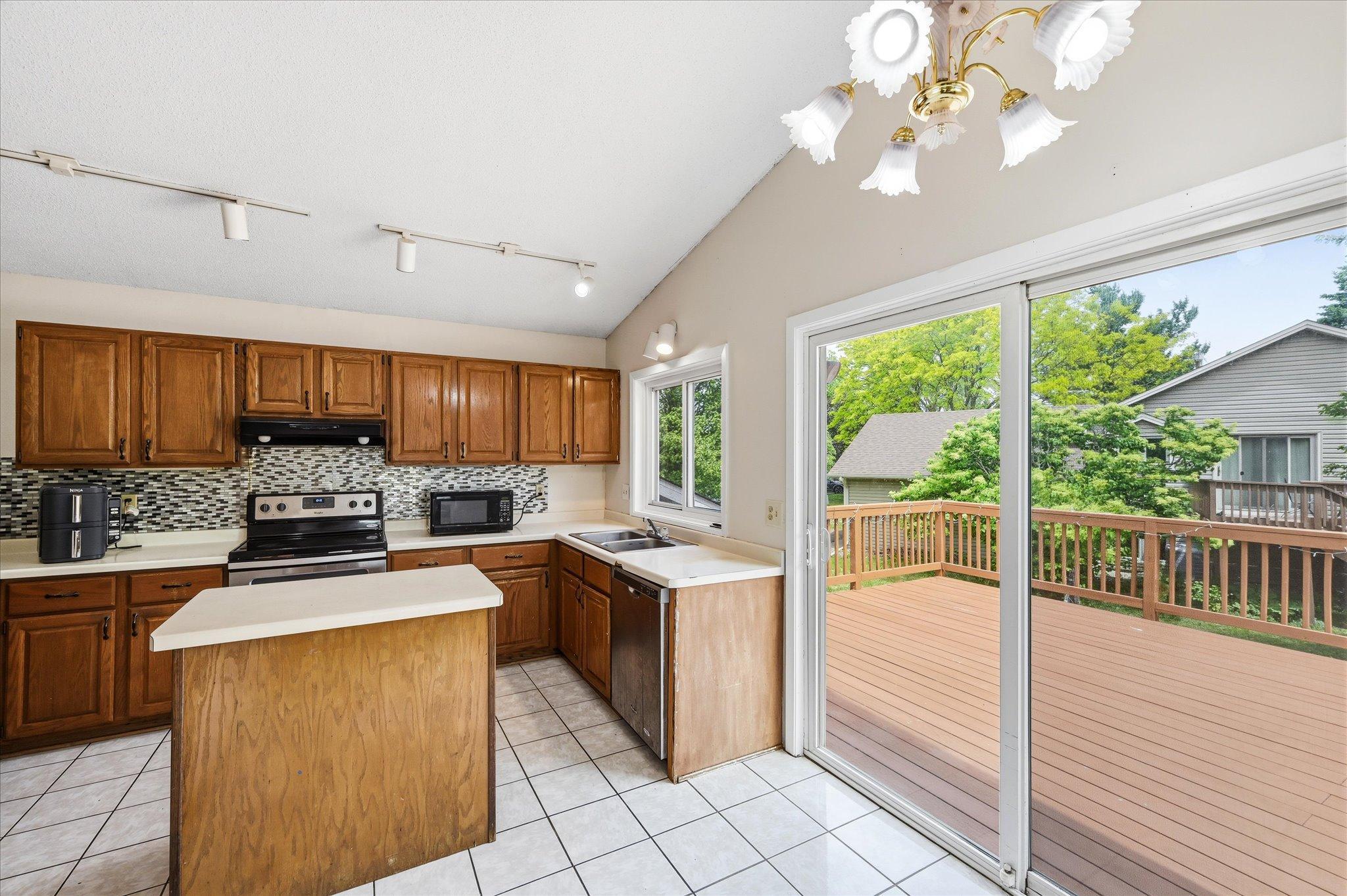 4516 Whitetail Way Eagan, MN 55123 - Photo 20 of 46
