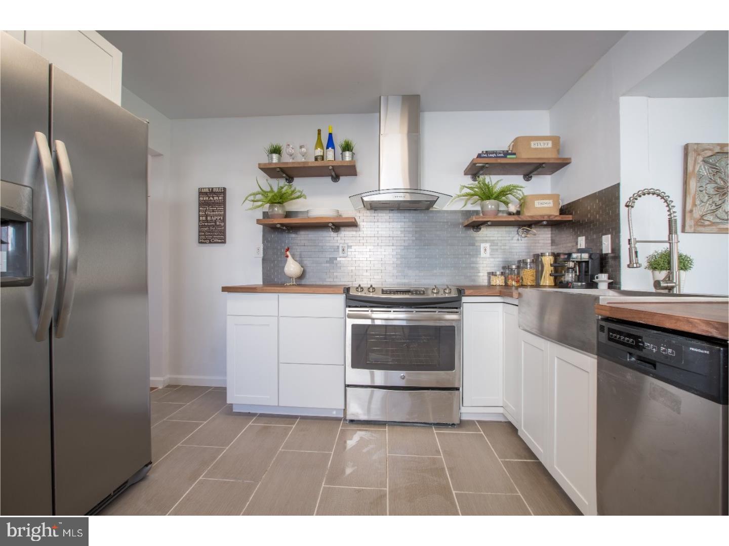 2447 Secane Road Secane, PA 19018 - Photo 8 of 24 Kitchen
