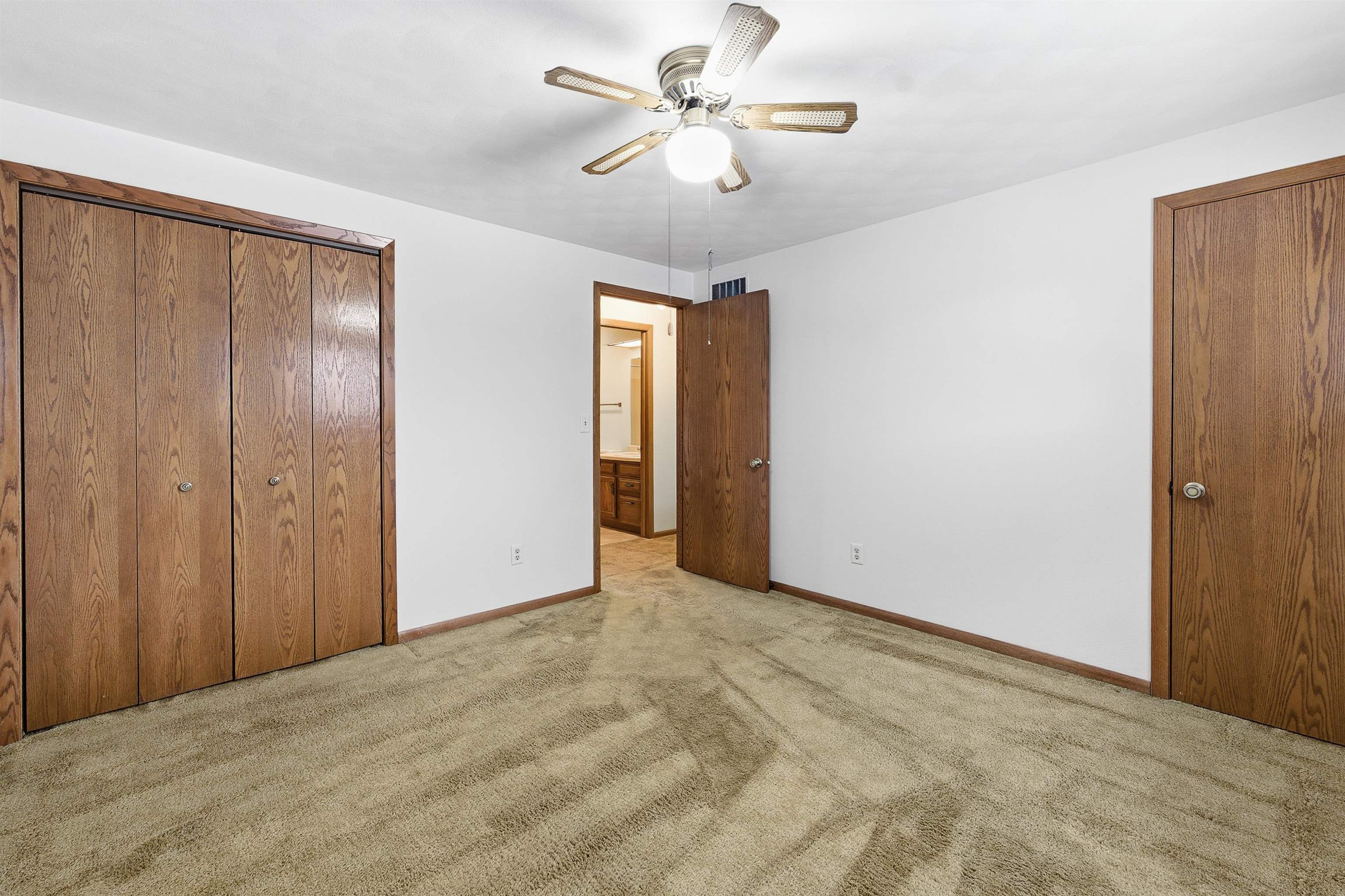 2533 Fond Du Lac Road Oshkosh, WI 54902 - Photo 11 of 19