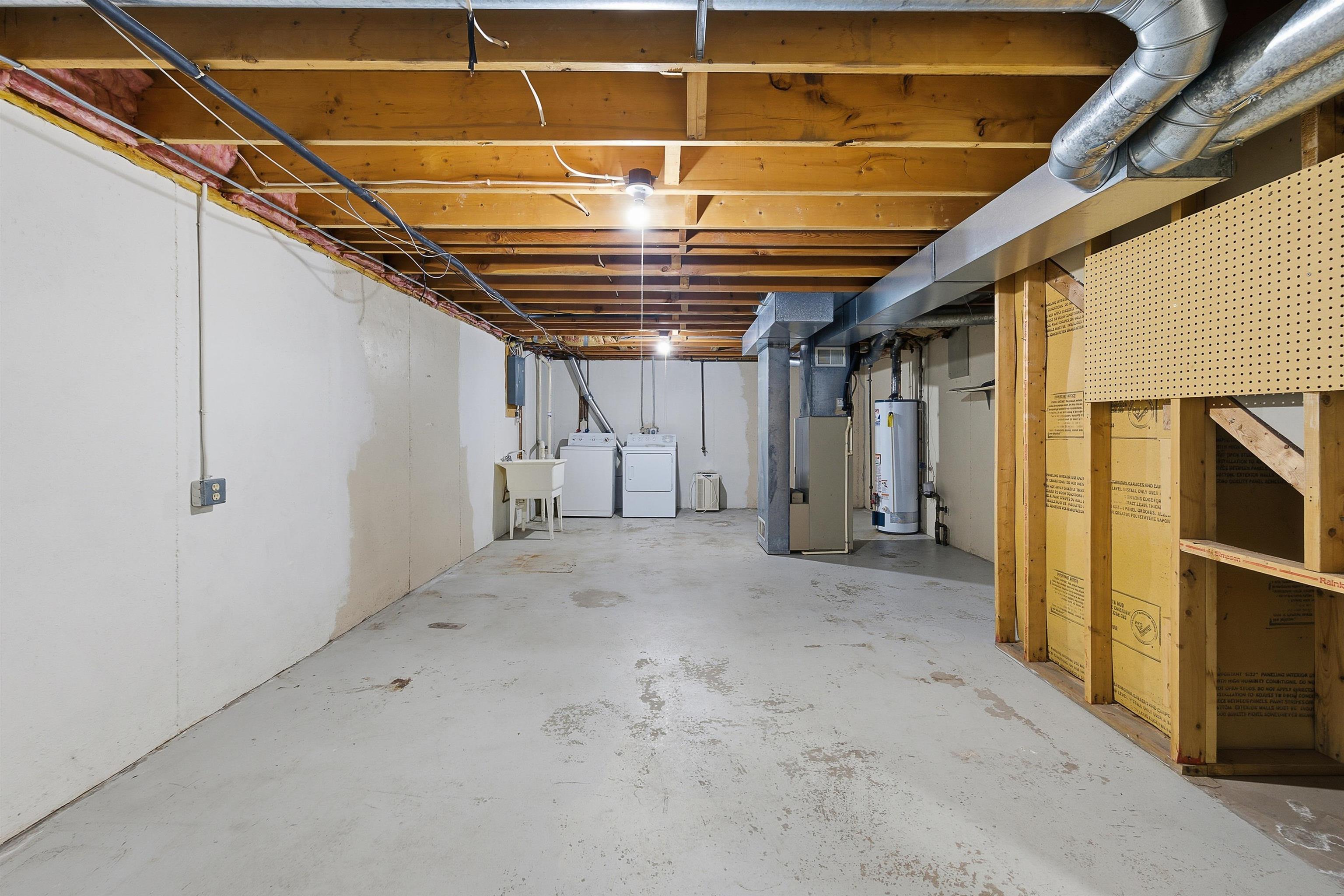 2533 Fond Du Lac Road Oshkosh, WI 54902 - Photo 12 of 19