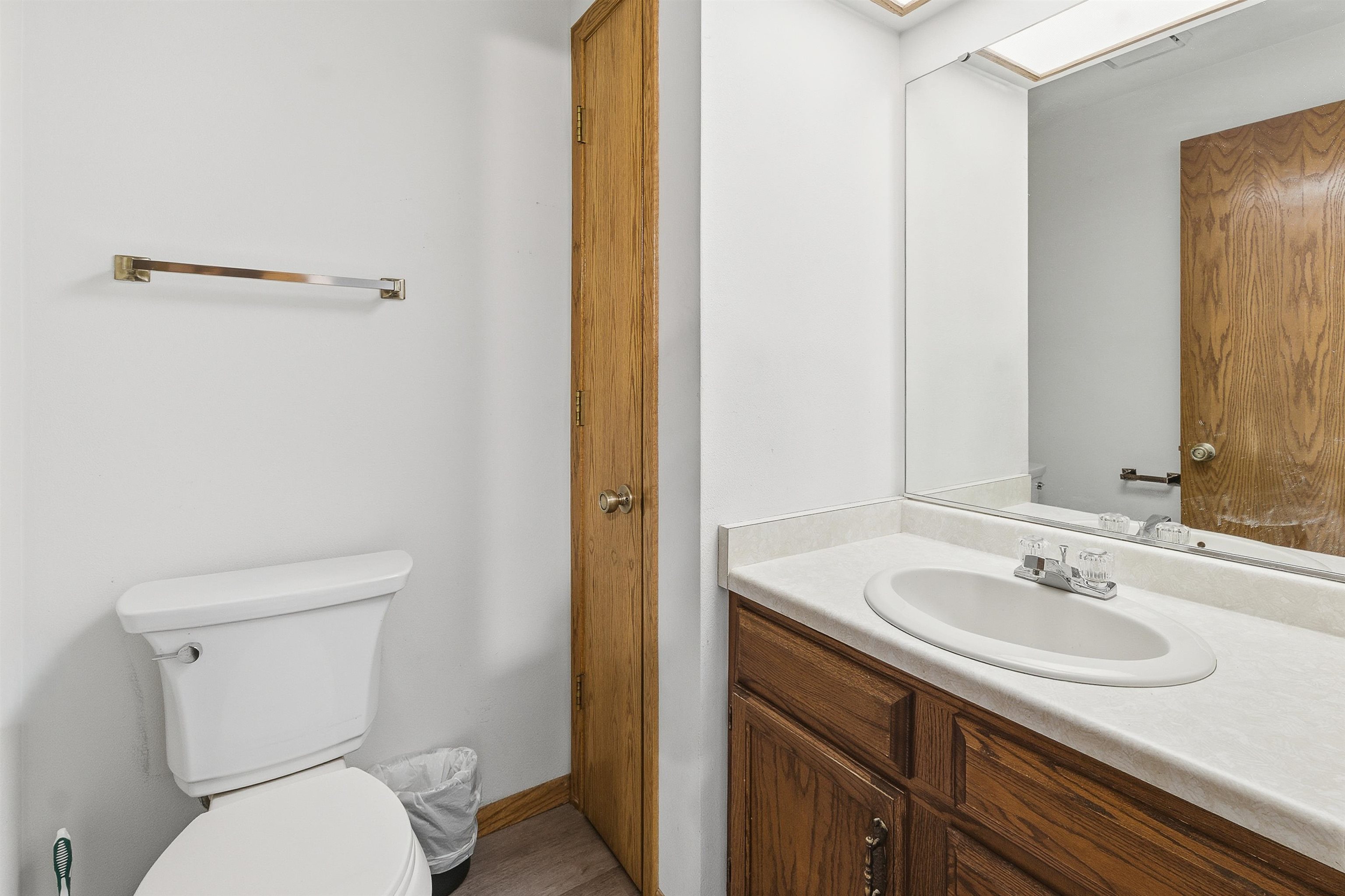 2533 Fond Du Lac Road Oshkosh, WI 54902 - Photo 3 of 19