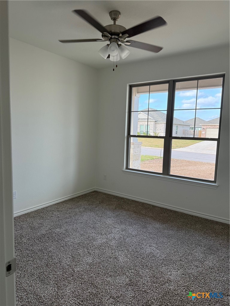 7117 Touchstone Drive Temple, TX 76502 - Photo 7 of 13 an empty room with a window