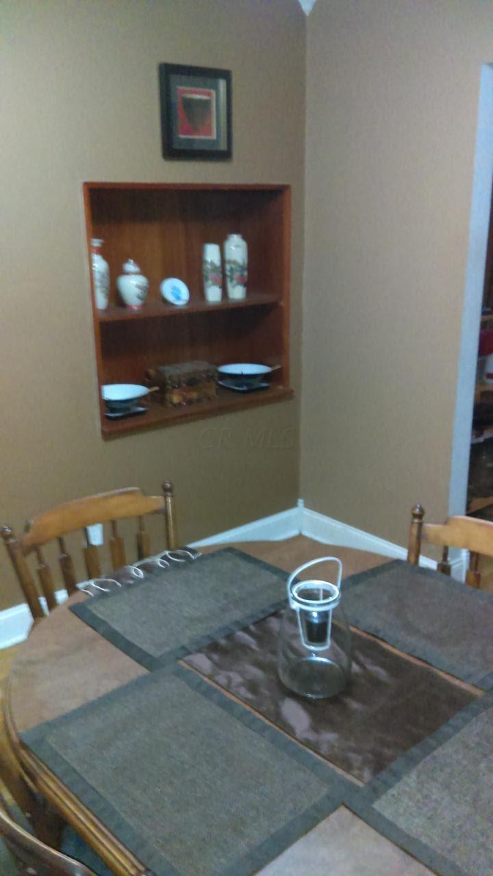2772 Roxbury Road Columbus, OH 43219 - Photo 8 of 31 Gallery Image 8