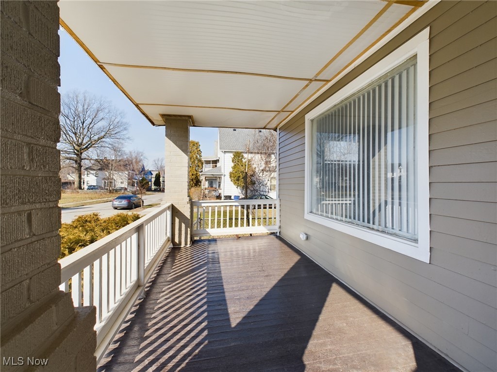 469 Arbor Road Cleveland, OH 44108 - Photo 3 of 47 Gallery Image 3