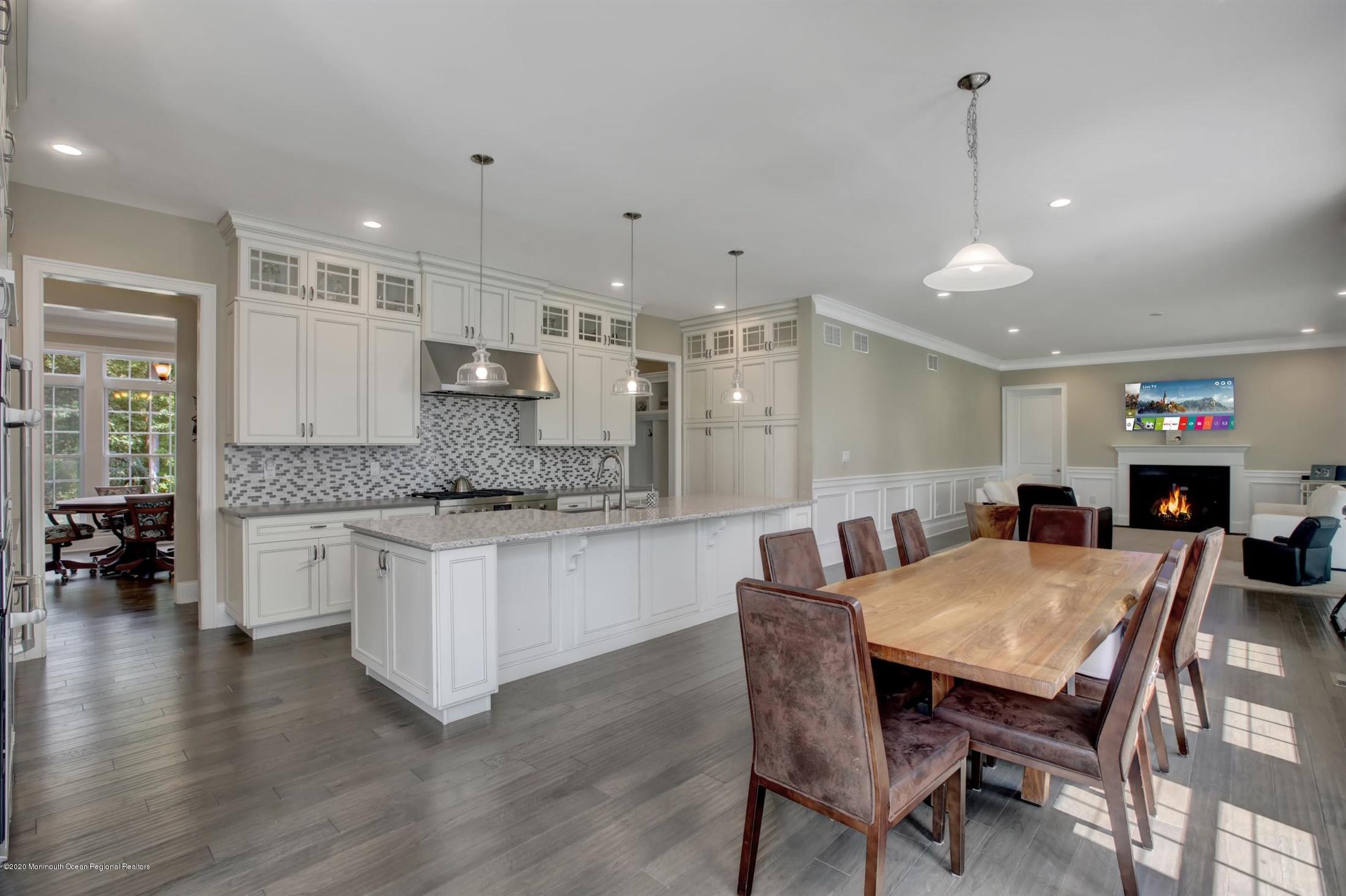 10 Windermere Road Lincroft, NJ 07738 - Photo 18 of 58 Kitchen