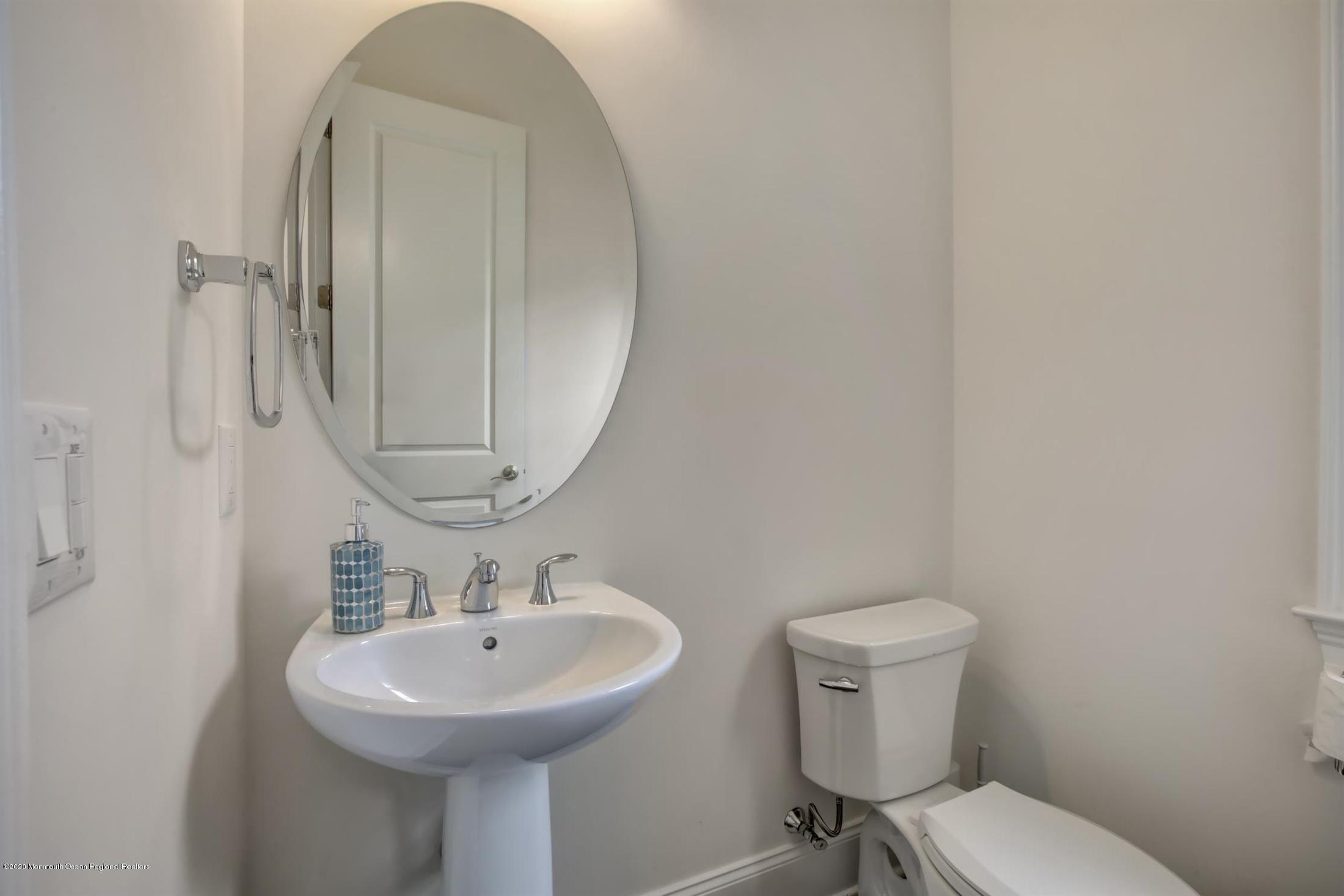 10 Windermere Road Lincroft, NJ 07738 - Photo 25 of 58 11-Powder Room