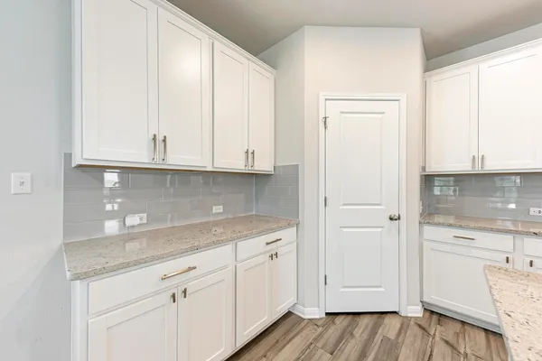 $2,565 | 1021 Lone Peak Way, Dripping Springs, TX 78620