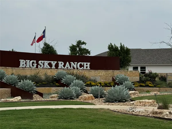 $2,565 | 1021 Lone Peak Way, Dripping Springs, TX 78620