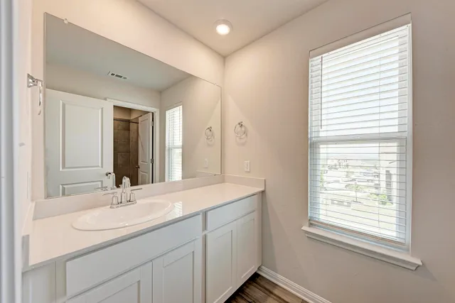 $2,600 | 1021 Lone Peak Way, Dripping Springs, TX 78620