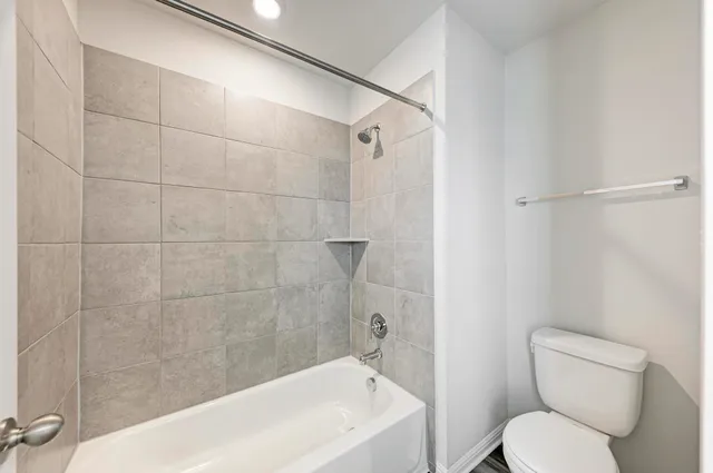 $2,600 | 1021 Lone Peak Way, Dripping Springs, TX 78620