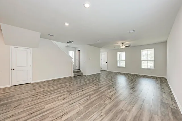 $2,600 | 1021 Lone Peak Way, Dripping Springs, TX 78620