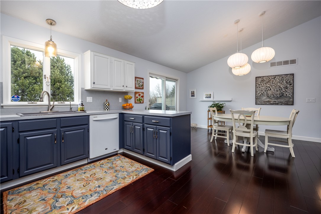 936 Dibbles Trail Webster, NY 14580 - Photo 15 of 47