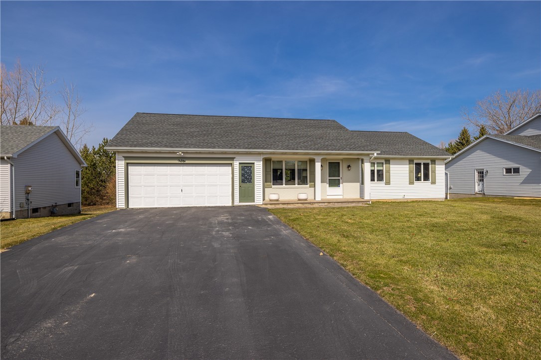 936 Dibbles Trail Webster, NY 14580 - Photo 2 of 47