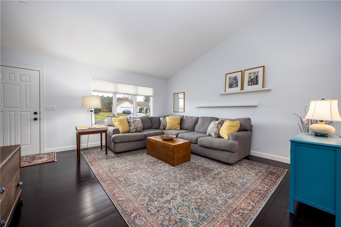 936 Dibbles Trail Webster, NY 14580 - Photo 8 of 47