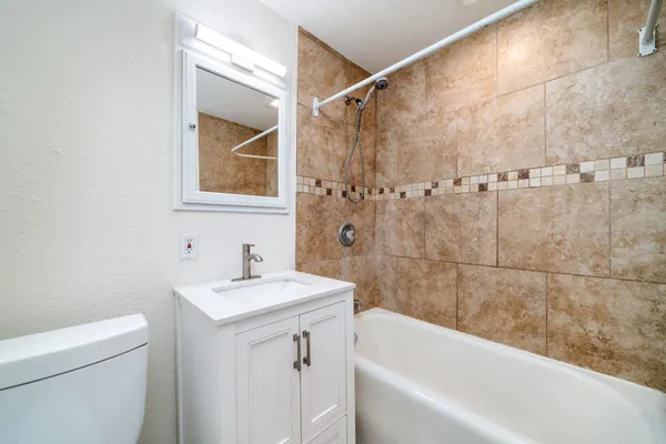 $198,500 | 634 River Lane, Loves Park, IL 61111