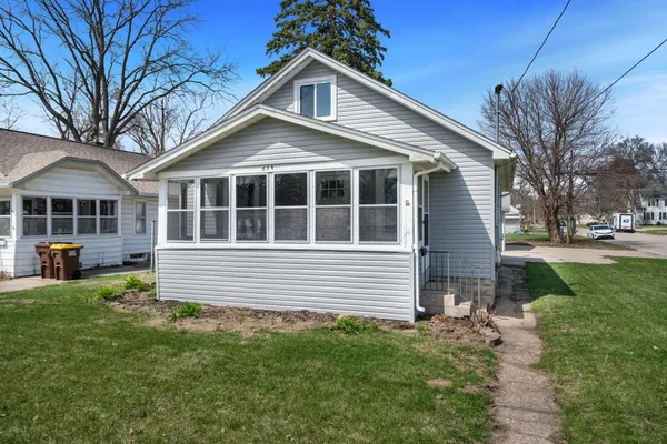 $198,500 | 634 River Lane, Loves Park, IL 61111