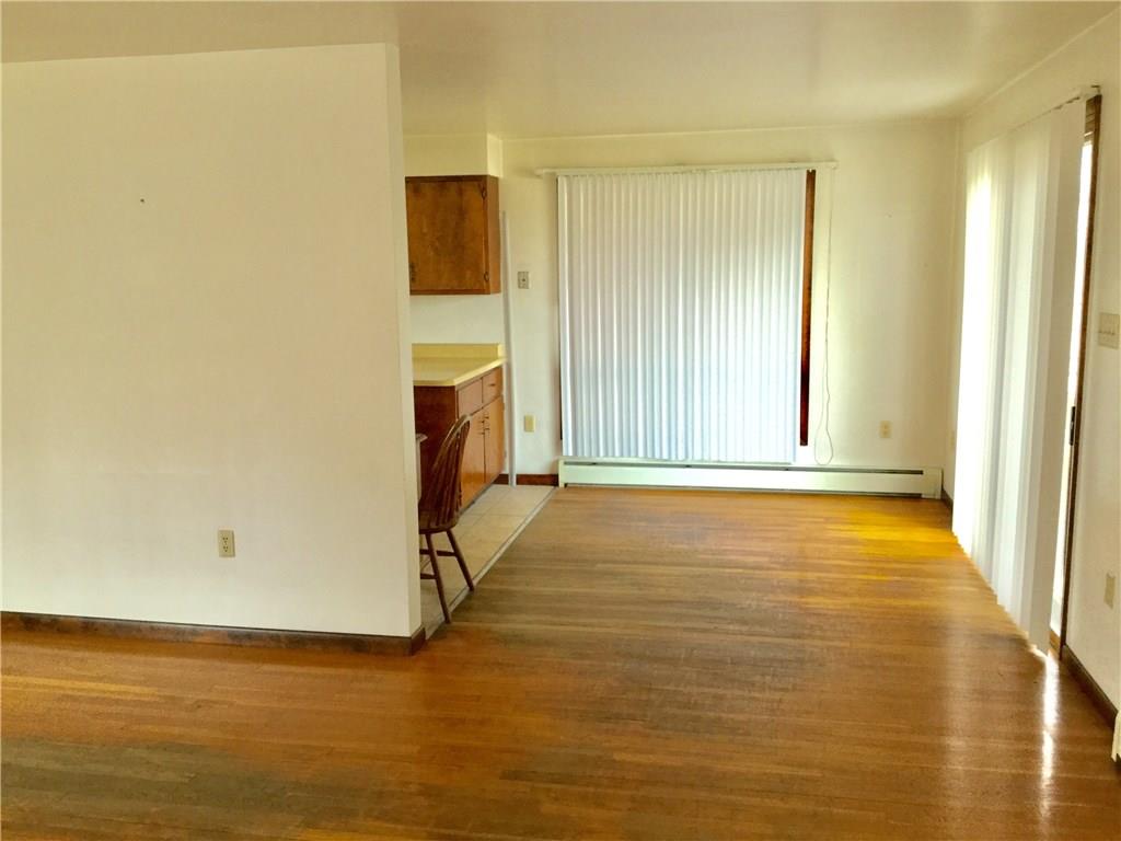 643 McKee Road Washington, PA 15301 - Photo 6 of 25
